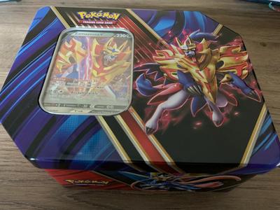 POKEMON TCG #889 ZAMAZENTA CROWNED SWORD Foil Card Pokedex Legendary - PERU  2020