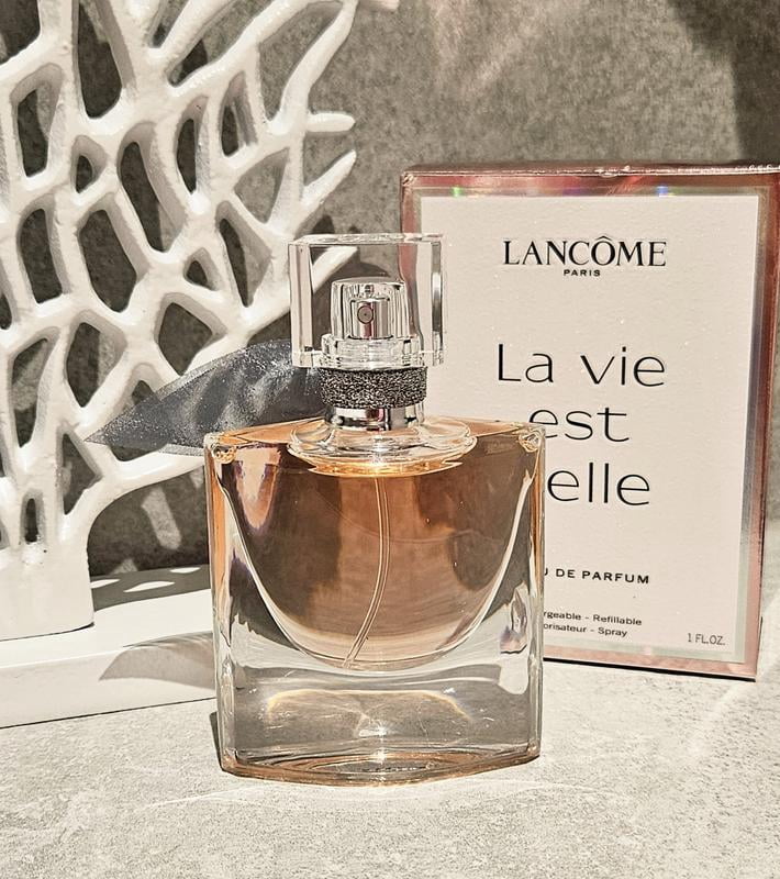 Lancome La Vie Est Belle Eau De Parfum Spray for Women, 2.5 oz