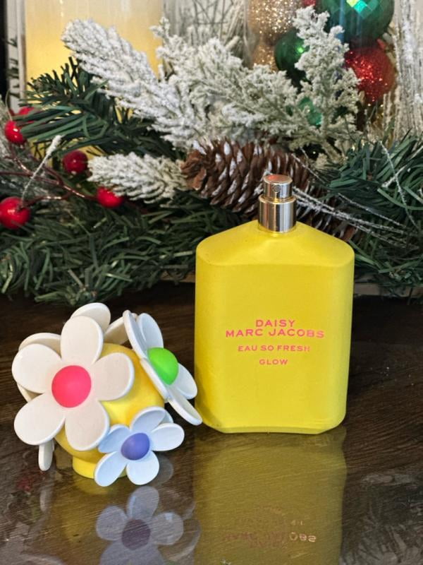 香水(ユニセックス) Daisy eau so fresh glow Marc Jacobs Ladies Daisy Eau So Fresh Glow EDT Spray 2.5 oz