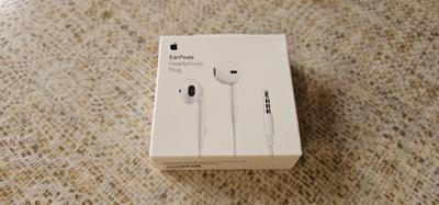 Apple EarPods 3.5 mm Headphone Plug - Walmart.com
