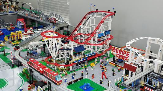 Lego Roller coaster, White LEGO Rollercoaster - 24,500 piec…