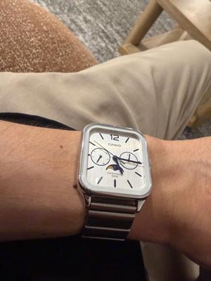 Casio Men's Analog Moon Phase Silver Dial Quartz Watch MTP-M305D