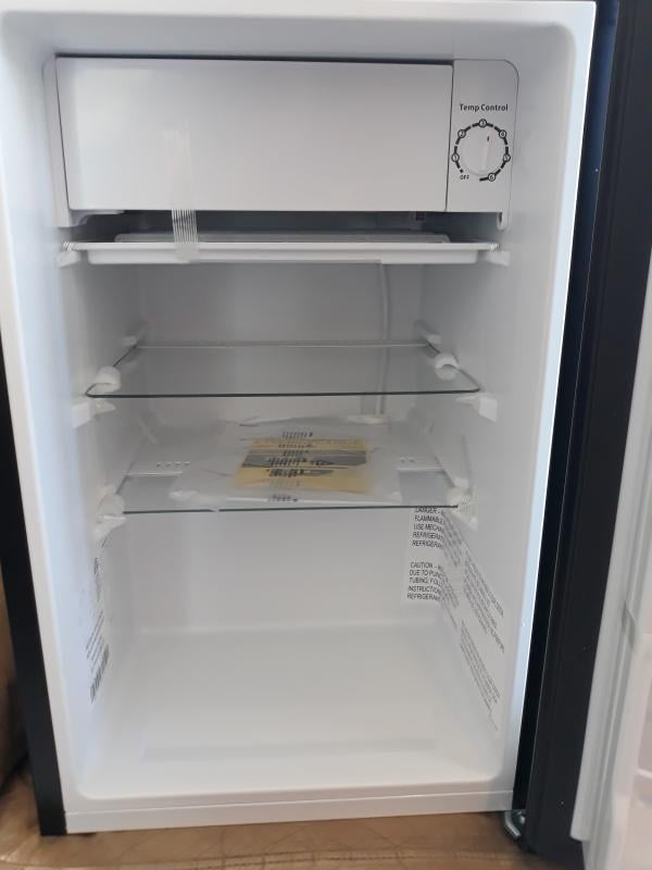 Hisense 2 7 Cu Ft Single Door Mini Fridge Rr27d6abe Black Walmart Com Walmart Com