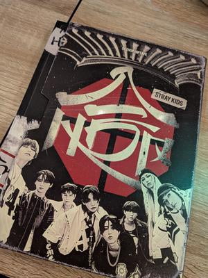 Stray Kids - HOP (Skzhop Ver.) - Music & Performance - CD