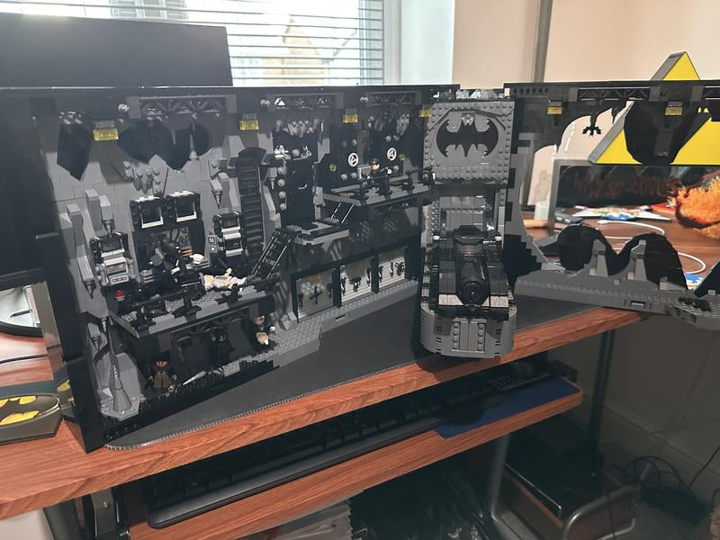 LEGO 76252 Batcave – Shadow Box - New. - Walmart.com