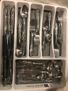 Masirs Flatware Drawer Organizer, Slip Resistant Kitchen Tray with 6  Sections to Neatly Arrange Cutlery & Serving Utensils, Keeps your Desk  Drawer and Office Su…