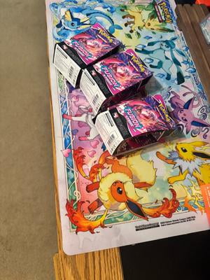 Pokemon TCG, Sword & Shield Fusion Strike Build and Battle Box, 4 Booster Packs, Promos - Walmart.com Pokemon TCG, Sword & Shield Fusion Strike Build and Battle Box, 4 Booster Packs, Promos - Walmart.com