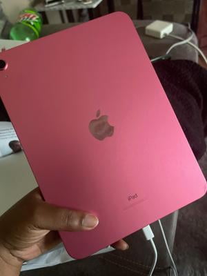 Open Box Apple iPad Air Model 10.9
