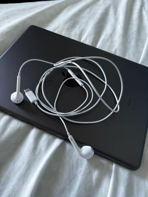 Customer reviews for Apple EarPods 3.5 mm Headphone Plug | Walmart.com