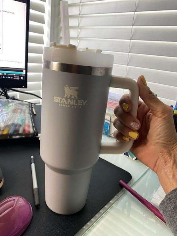 stanley 40 oz tumbler with handle