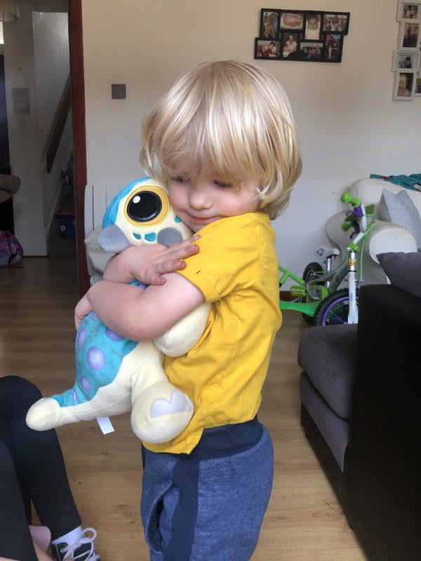 Jurassic World Bumpy Plush Dinosaur Toy with Roar Sound; Camp