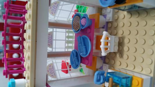 LEGO Friends Stephanie's House 41314 Toy Dollhouse Playset (622 pcs) 
