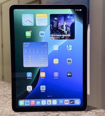 Restored 2025 Apple 11-inch iPad Air M3, Built for Apple