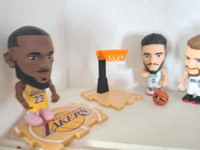 5 Surprise NBA Ballers by ZURU Surprise Unboxing Basketball 5 Surprise NBA Ballers by ZURU Surprise Unboxing Basketball