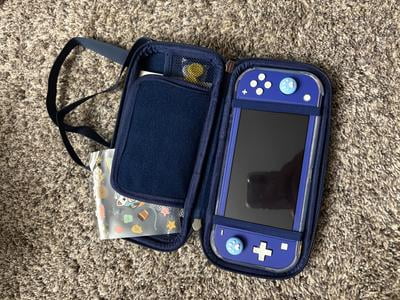 Nintendo Switch Lite ブルー　ケース付き 楽天市場】【買い物マラソン期間P10倍】Nintendo Switch Lite