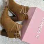 Image 4 of customer photos