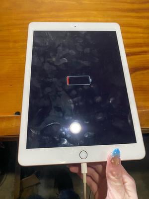 Apple, iPad Wi Fi 32GB, 6th Generation, Space Gray - Walmart.com