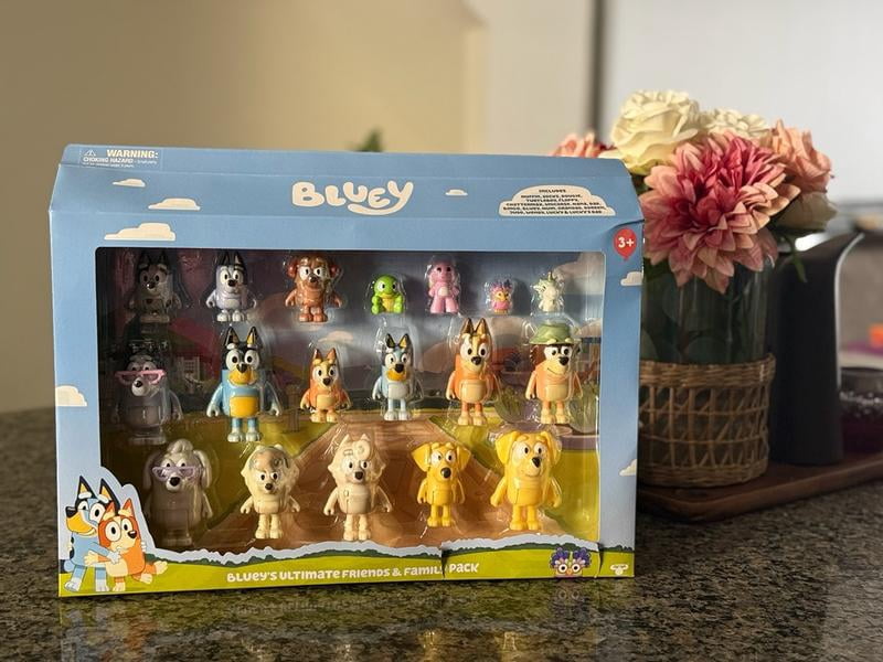 Bluey's Ultimate Friends & Family Mini Figure 14-Pack - Walmart.com