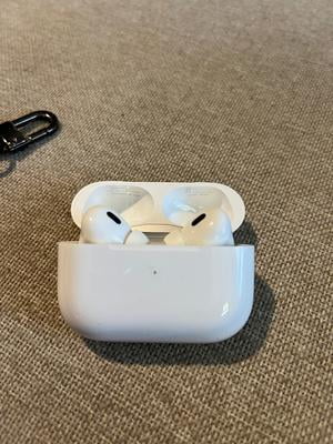 AirPods Pro 2 - Walmart.ca
