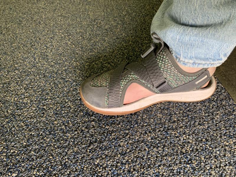 Chaussures Aquatiques Enfants - Antidérapantes, Sèche-Rapide - Pour Piscine, Plage, Parc Aquatique (Licorne Rose)
