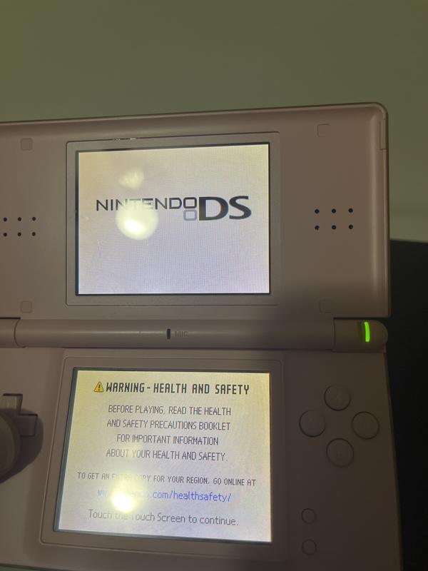 Metallic Rose Nintendo DS Lite Console (OEM) - Pristine Metallic Rose Nintendo DS Lite Console (OEM) - Pristine