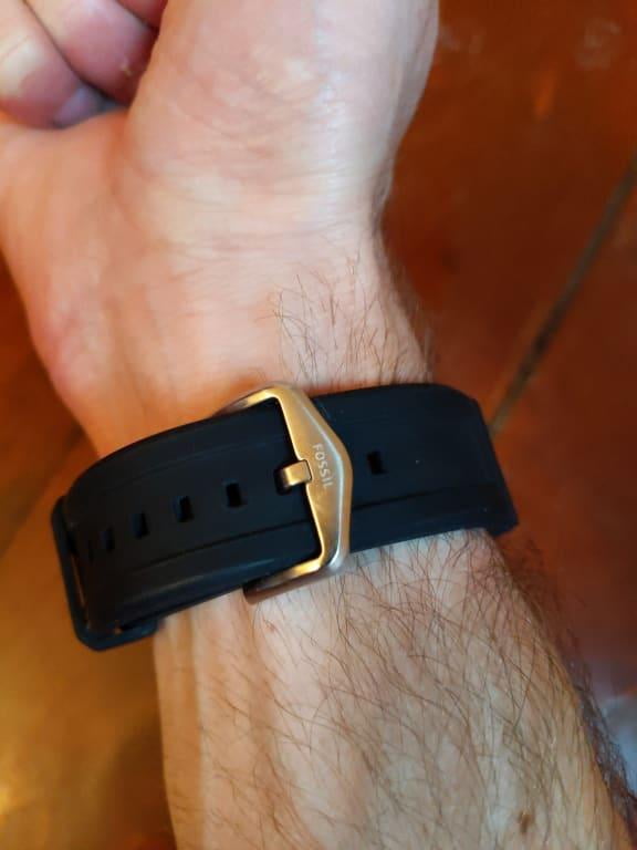 Fossil 22mm black silicone strap 2025