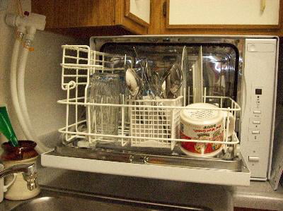 Danby 4 Dishwasher - DDW497W