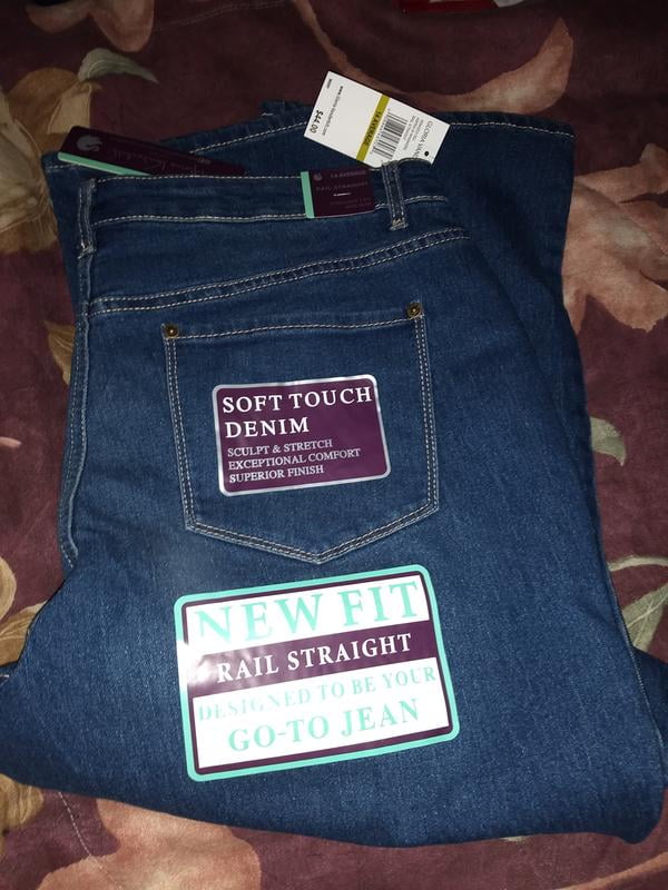 gloria vanderbilt rail straight jeans