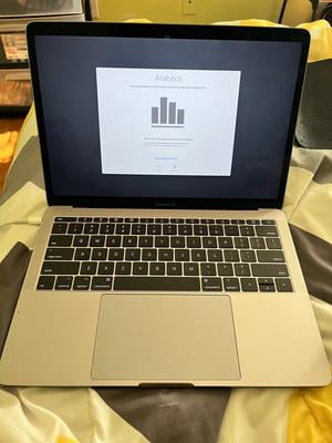 Restored Apple MacBook Pro Laptop Core i5 2.3GHz 8GB RAM 128GB SSD