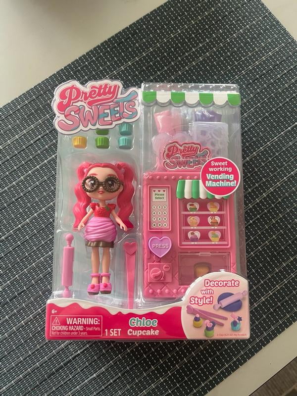 Pretty Sweets Chloe Cupcake 5-inch Doll & Vending Machine Playset