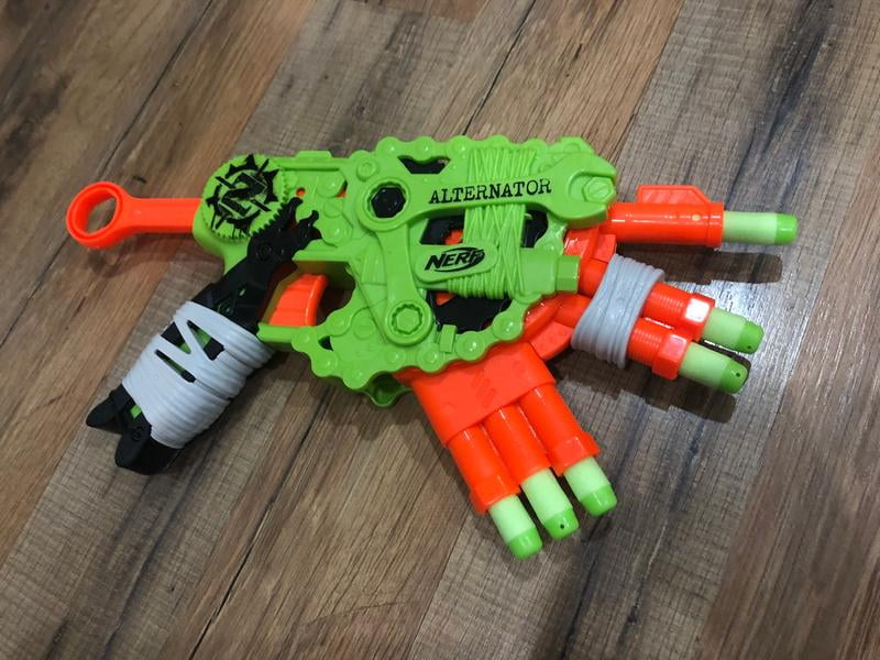 nerf zombie strike alternator blaster