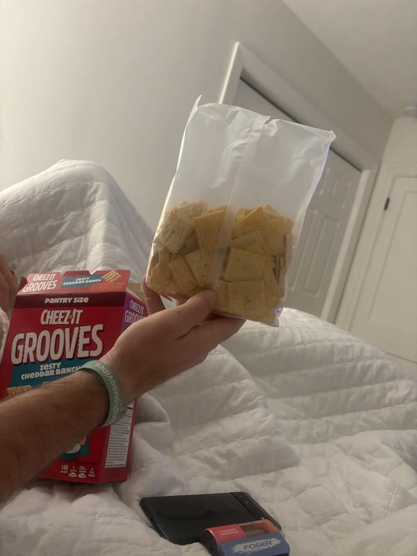 Cheez-It Zesty Cheddar Ranch Cheese Crackers 9 oz, Crunchy Ridged