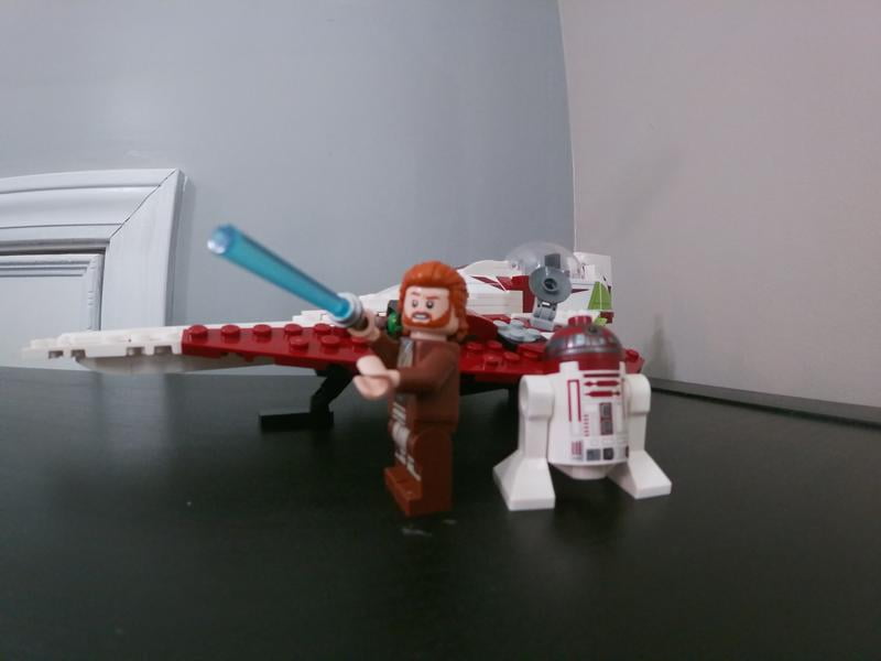 M♪ LEGO Star Wars Obi-Wan Kenobi's Jedi Starfighter 75333
