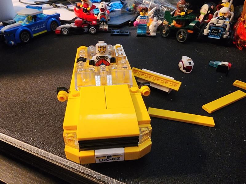 Lego 40468 Creator Yellow Taxi Building Kit, Vibrant Street Car