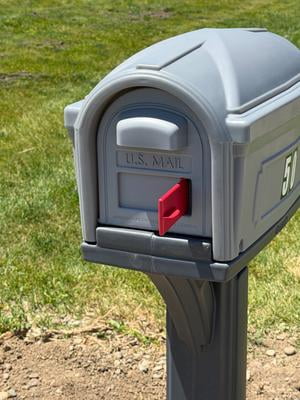 Simplay3 Mailbox, Easy Up Classic Plastic Black Rust Resistant