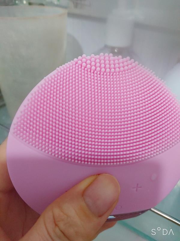 FOREO LUNA mini 2 フクシア（F6231)ピンク FOREO LUNA™ mini 2 Facial Cleansing Device Fuchsia USA