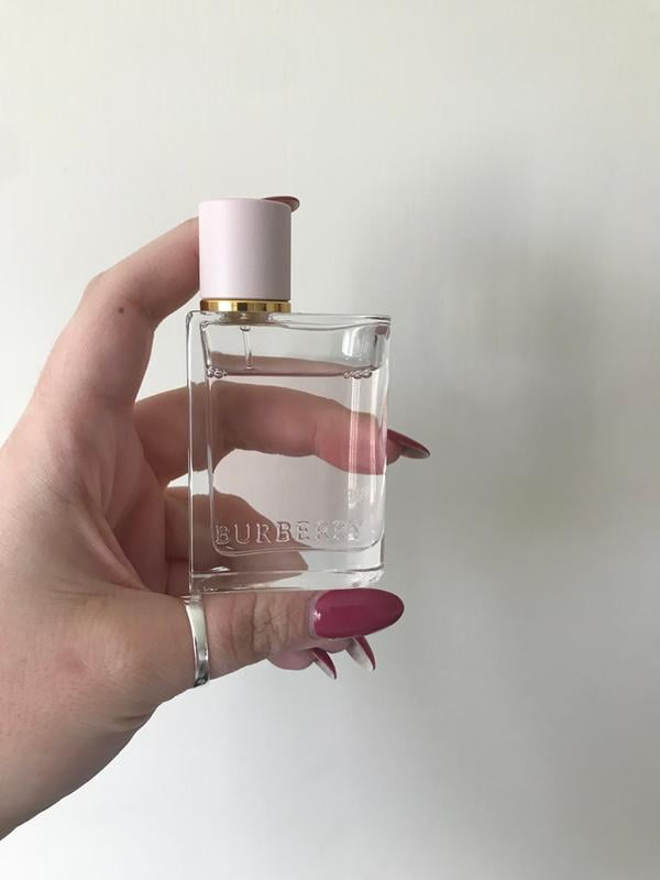 Burberry Her Eau De Parfum, 1 oz - Sophisticated Feminine
