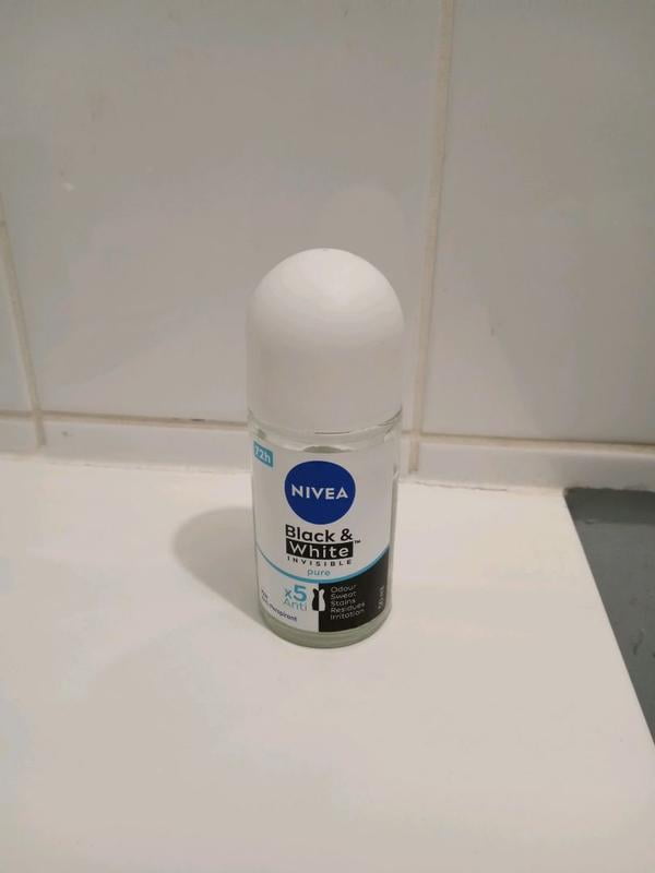 NIVEA Black & White Invisible Fresh Mist Antiperspirant for Women