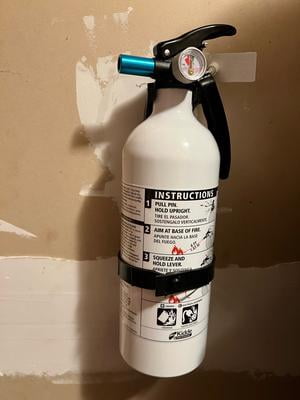 Kidde Basic Fire Extinguisher for Home, Residential 5BC - Walmart.com