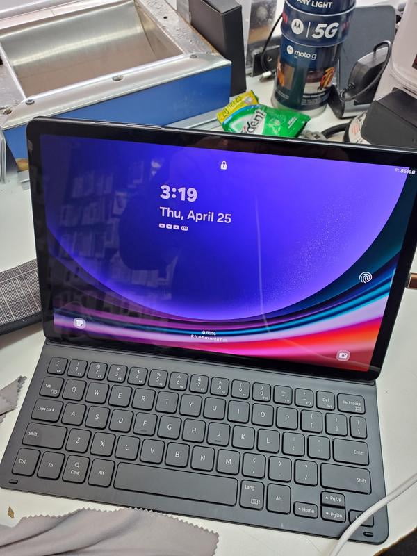 Samsung Galaxy Tab S9 Ultra Book Cover Keyboard Case with Stylus
