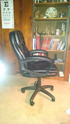 Faux Leather Executive Swivel Manager S Office Chair With Padded Arms Walmart Com Walmart Com