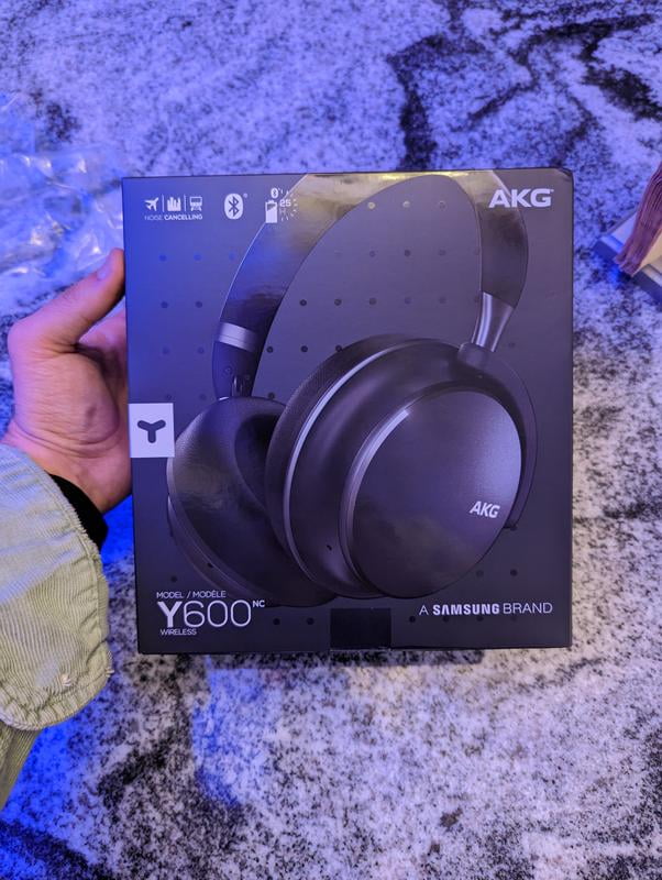 AKG Y600NC Over-ear Bluetooth Wireless Headphones with Noise