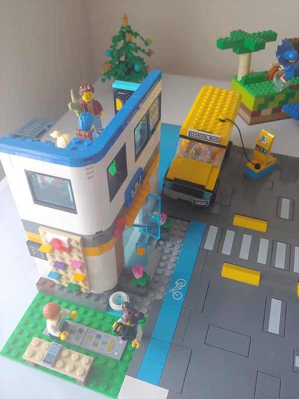 LEGO City School Day Adventure Building Set 60329 (433 Pieces