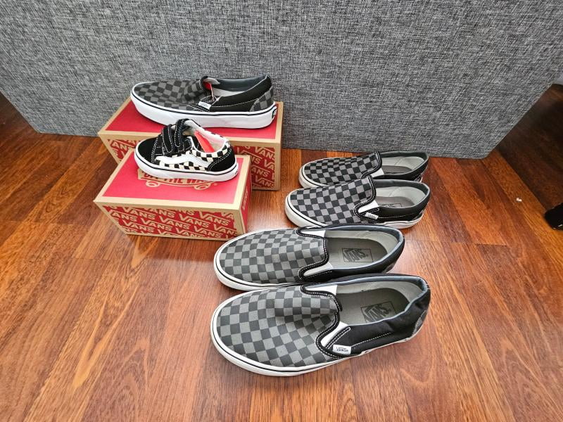 ? Vans Embossed Grey Suede Slip-On‎ Shoes Men’s 11 ?✨ b5c8ad3c03cd32712afa115a205d41  main image 3