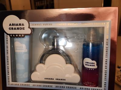Ariana Grande Cloud Perfume, 3 Piece Gift Set for Women, Includes