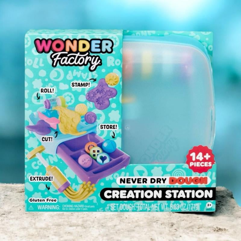 naef ディスコン Nr. 9628 知育玩具 Wonder Factory Never Dry Dough Playset with Stamp Roll Shapes and