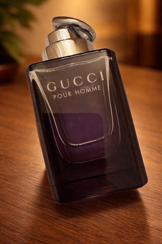 Gucci Pour Homme 1.7 Oz Eau De Toilette Spray - Sensual, Elegant