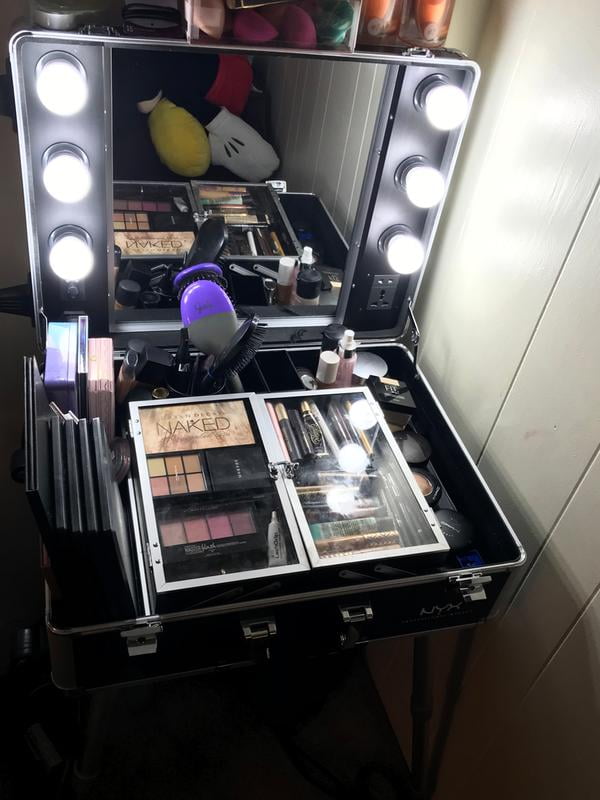 NYX Professional Makeup Makeup Artist Train Case with Lights