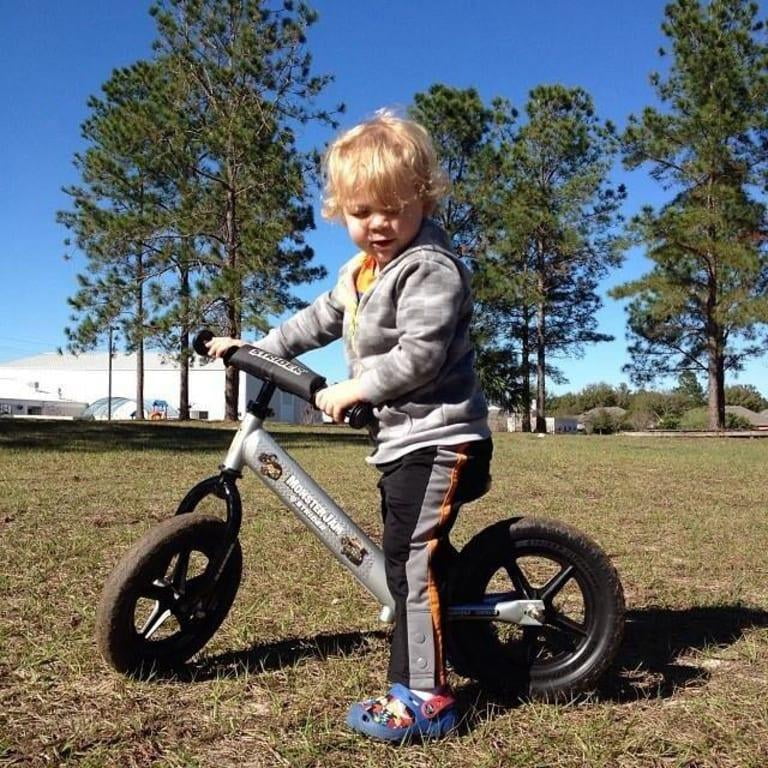 Strider 12 Sport Balance Bike, White - Walmart.com