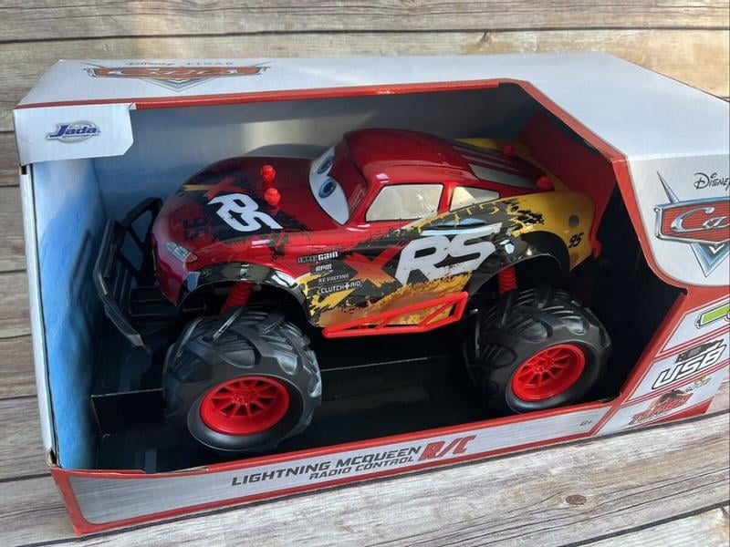 Disney Pixar Lightning McQueen 1:14 RC - Remote Control Car for